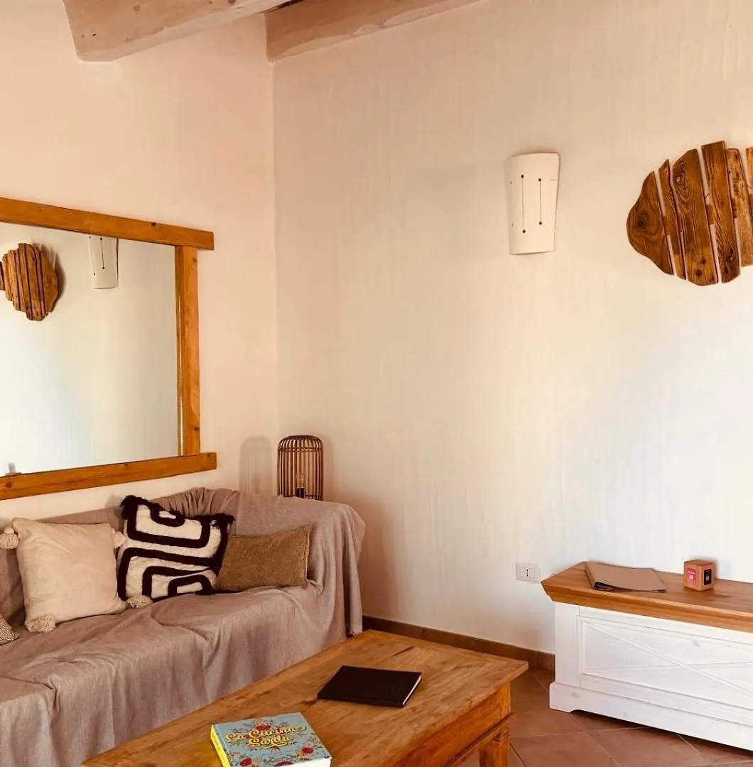 Apartment Isola Sarda Appart Cosy Murta Maria Italy